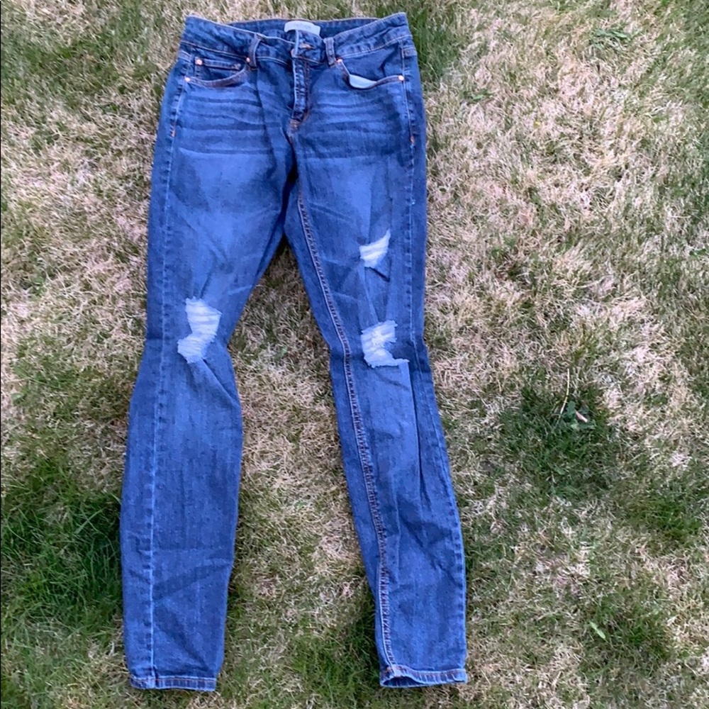 Refuge distressed jeans.